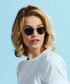 Nooz Light Green Cruz Sunglasses