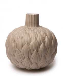 Lindform | Astrid Relief Vase