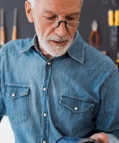 Nooz Rectangular Armless Reading Glasses - BLACK