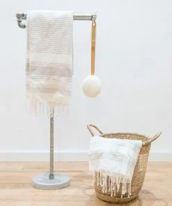 Affari Natural Varnished Wood Exfoliating Sponge 9 Affari Natural Varnished Wood Exfoliating Sponge